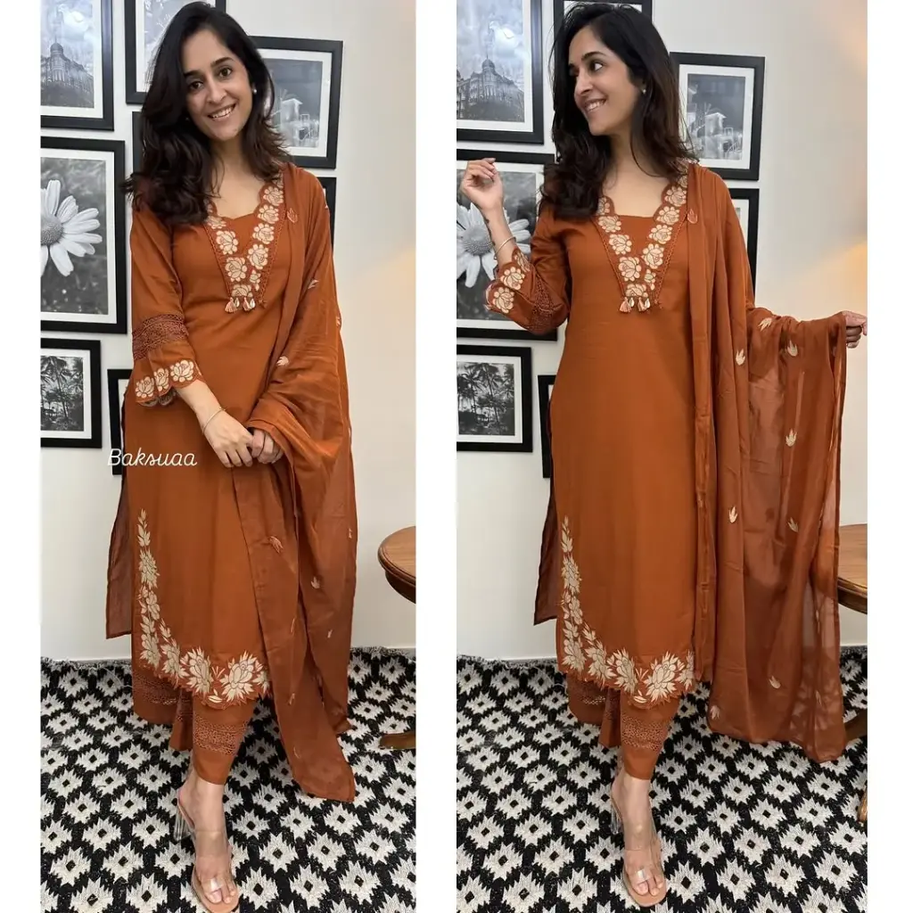 DESIGNER WEAR EXCLUSIVE AND COMFORTABLE SUIT IN  COTTON FABRIC TOP PANT WITH DUPATTA PAIR